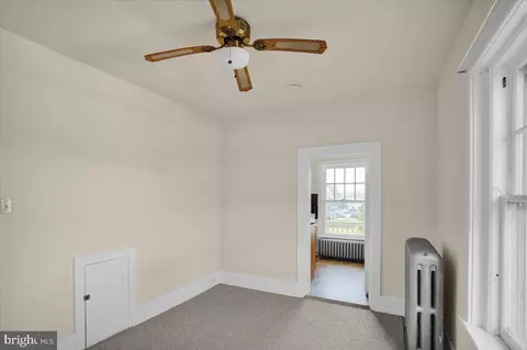 Bedroom - 43 E Maple St, Palmyra, PA 17078 photo 9 of 10