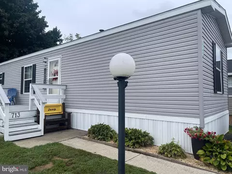 713 Palm City Park, Annville, PA 17003