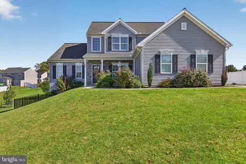 2031 Ranch Ave, Lebanon, PA 17042