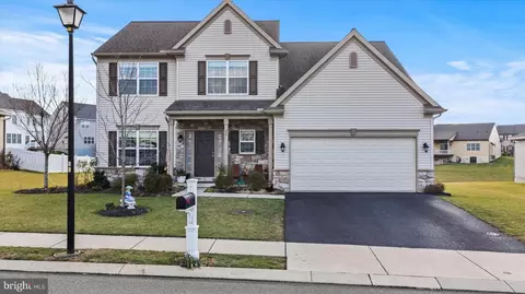 20 Finch Dr, Annville, PA 17003