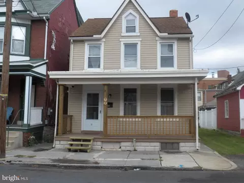 32 S 4th St, Lebanon, PA 17042