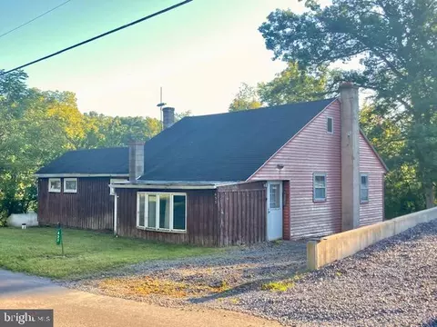 433 Sheep Hill Rd, Newmanstown, PA 17073