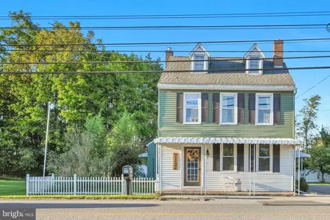 717 W Main St, Annville, PA 17003