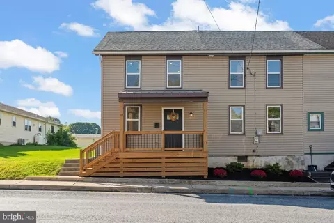 10 W Richland Ave, Myerstown, PA 17067