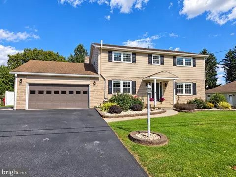 1232 S Prince St, Palmyra, PA 17078