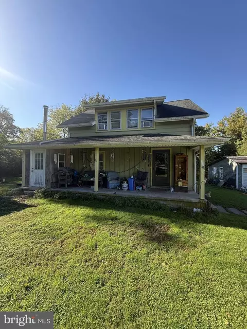 125 S Fort Zellers Rd, Newmanstown, PA 17073