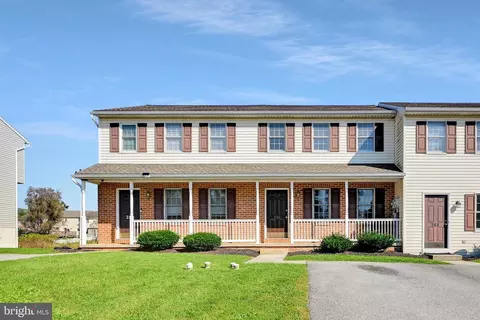 286 S Mill St, Jonestown, PA 17038