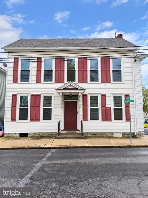 152 W Main Ave, Myerstown, PA 17067