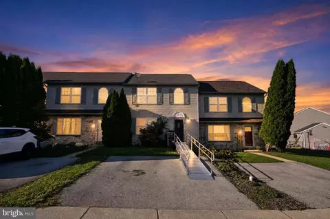119 Julia Ln, Lebanon, PA 17042