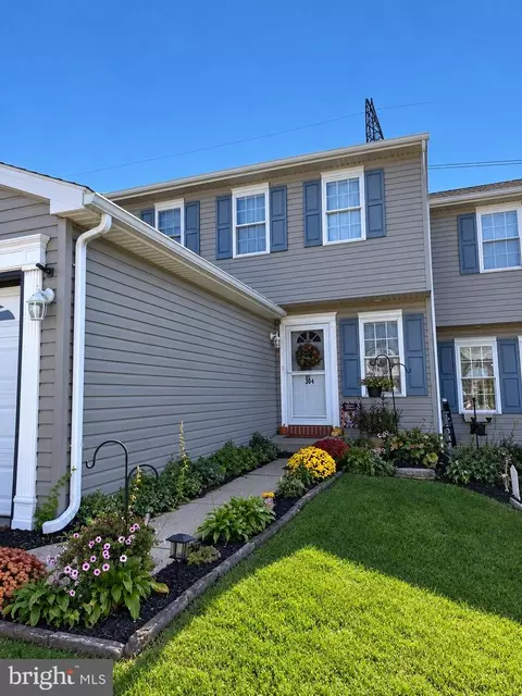 304 Lighthouse Dr, Jonestown, PA 17038