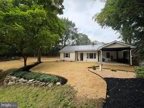 831 N 8th Ave, Lebanon, PA 17046