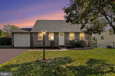 1530 Jody Ave, Lebanon, PA 17046