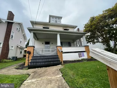 1706 E Washington St, New Castle, PA 16101