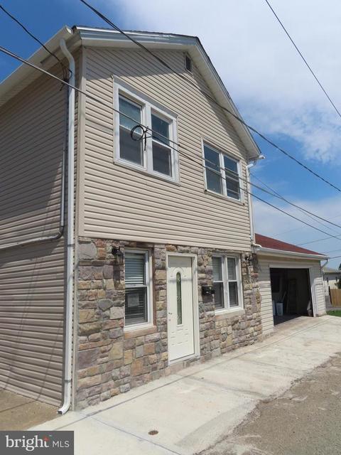 17 E 14th St, Hazleton, PA 18201 photo 1