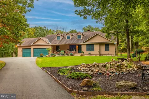 370 Pond Creek Rd, White Haven, PA 18661