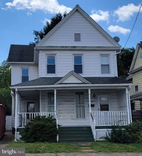 71 Ashley St, Ashley, PA 18706