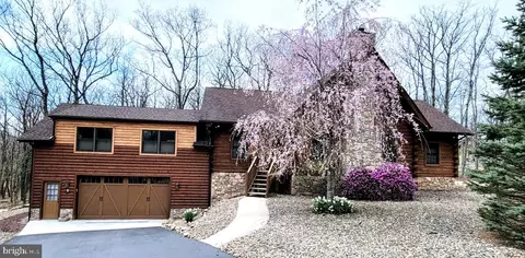 2034 Wichita Ln, Hazleton, PA 18202