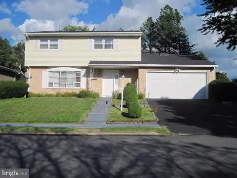 164 Wilson Dr, Hazleton, PA 18201