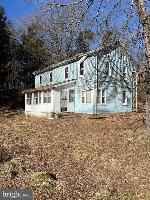 649 Southdale Rd, Berwick, PA 18603