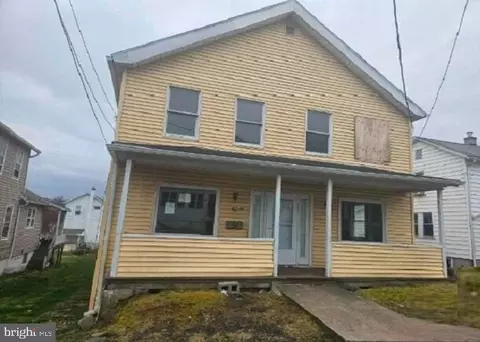 42 Parrish St, Plymouth, PA 18651