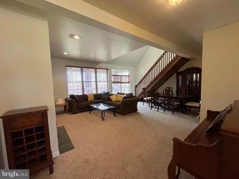 1304 Country Clb #2ND, Hazleton, PA 18202 photo 5
