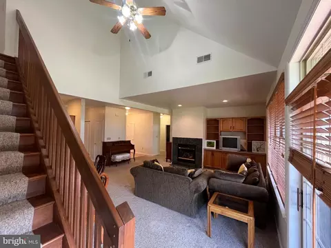 1304 Country Clb #2ND, Hazleton, PA 18202 photo 6