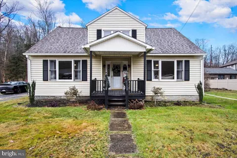 165 Westminster Rd, Wilkes Barre, PA 18702