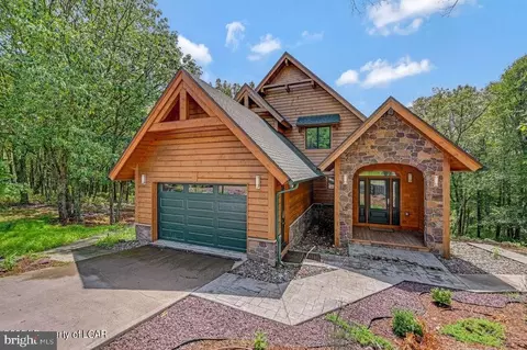 171 Buttonbush Ln, Hazle Township, PA 18202