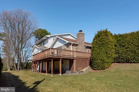 Exterior - 4 Hunter Rd, Hazleton, PA 18201 photo 8 of 9