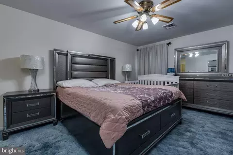 Bedroom - 4 Hunter Rd, Hazleton, PA 18201 photo 5 of 6