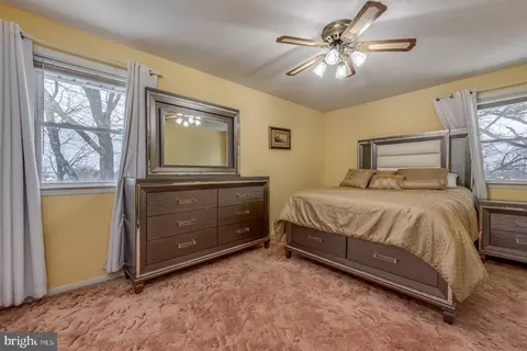 Bedroom - 4 Hunter Rd, Hazleton, PA 18201 photo 2 of 6