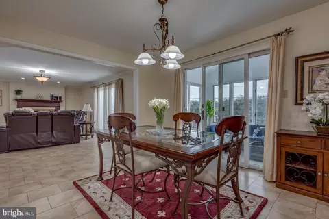 Dining - 4 Hunter Rd, Hazleton, PA 18201 photo 5 of 6