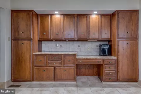 Kitchen - 4 Hunter Rd, Hazleton, PA 18201 photo 6 of 6