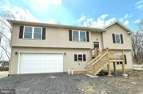 210 Deer Run Rd, Hazle Township, PA 18202