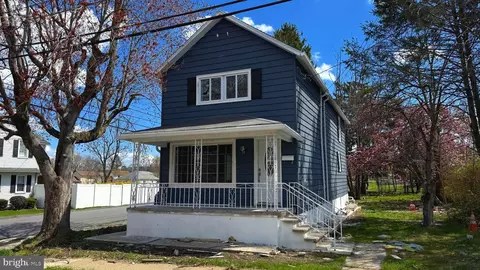 210 Cherry St, Duryea, PA 18642