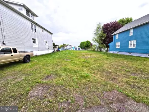 750 Roosevelt St, Hazleton, PA 18202
