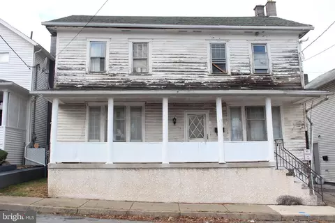 15 Hillside Ave, Kingston, PA 18704