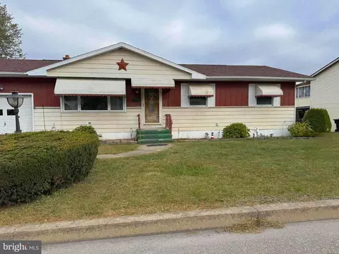 31 Park St, West Hazleton, PA 18202