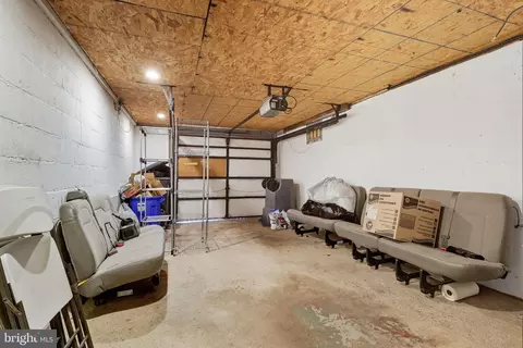 Exterior - 436 E Chestnut St, Hazleton, PA 18201 photo 3 of 6