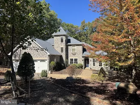 Exterior - 113 Silver Cloud Ln, Hazleton, PA 18202 photo 1 of 13