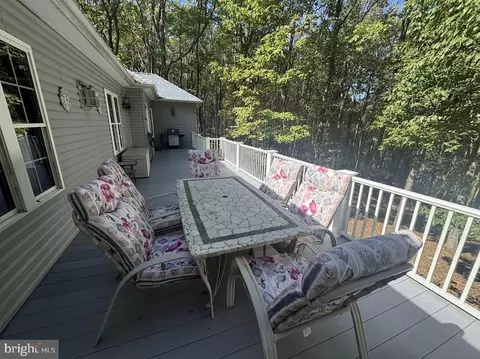 Exterior - 113 Silver Cloud Ln, Hazleton, PA 18202 photo 7 of 13
