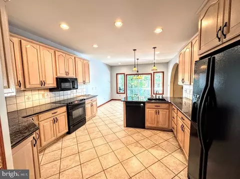 Kitchen - 113 Silver Cloud Ln, Hazleton, PA 18202 photo 1 of 4
