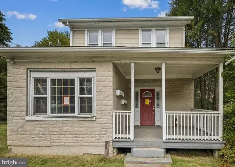 609 Main Rd, Hunlock Creek, PA 18621