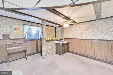Entry Way - 728 E 3rd St, Hazleton, PA 18201 photo 3 of 3