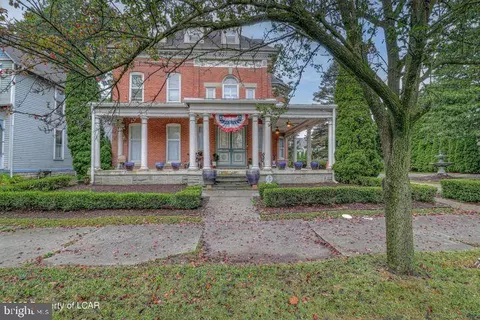 31 Exeter Ave, West Pittston, PA 18643