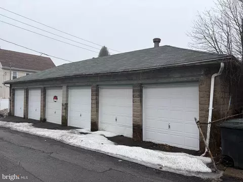 116 N Laurel St #N, Sugarloaf, PA 18249