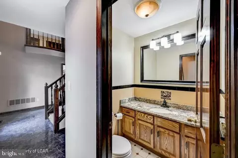 Entry Way - 1424 E Broad St, Hazleton, PA 18201 photo 5 of 10