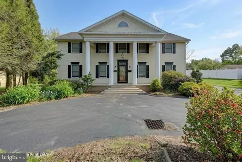 Exterior - 1424 E Broad St, Hazleton, PA 18201 photo 4 of 18