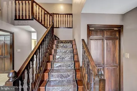 Entry Way - 1424 E Broad St, Hazleton, PA 18201 photo 2 of 10