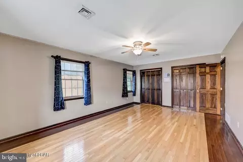 Bedroom - 1424 E Broad St, Hazleton, PA 18201 photo 3 of 6